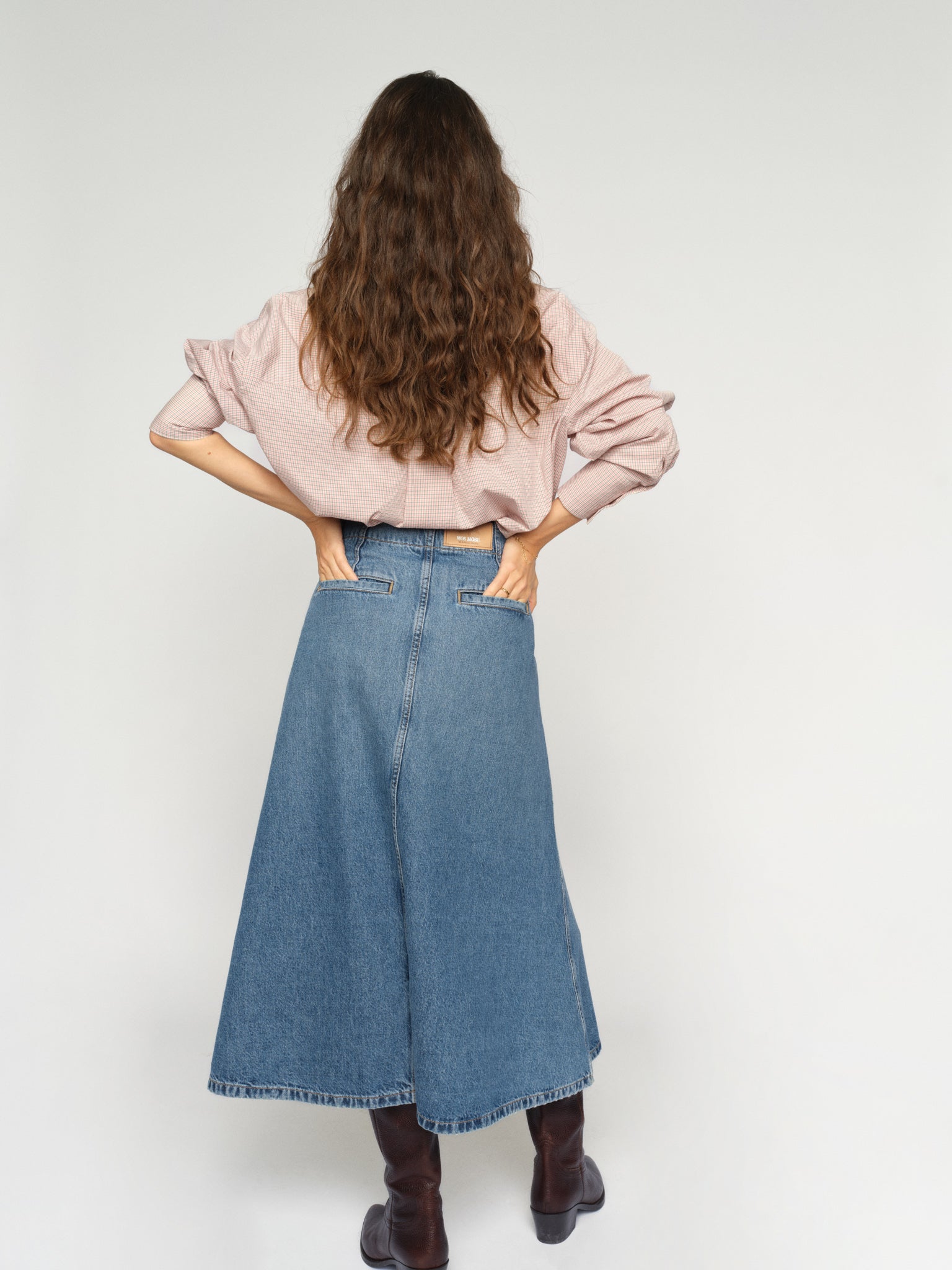Modelshot / Mid Blue / Detail